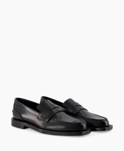 Closed Loafer Zwart