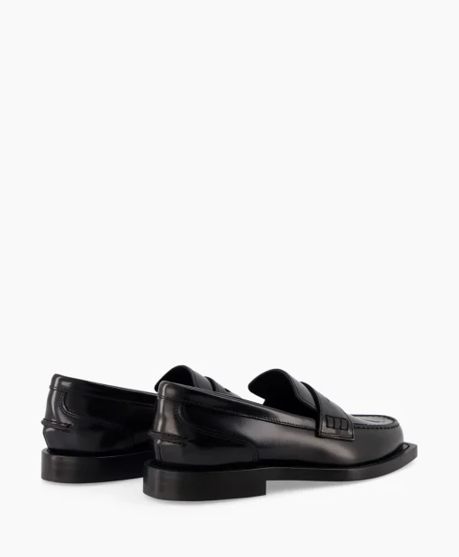 Closed Loafer Zwart