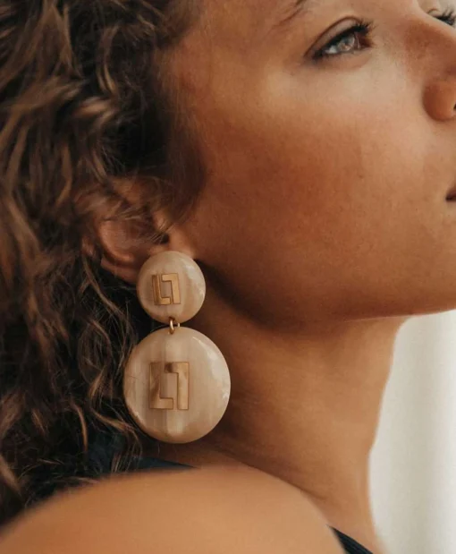 Lott. Gioielli Oorbellen Ce Re Round Logo Sand Goud