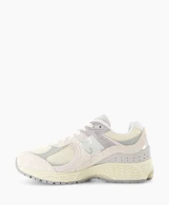 New Balance Sneaker 2002 Off White