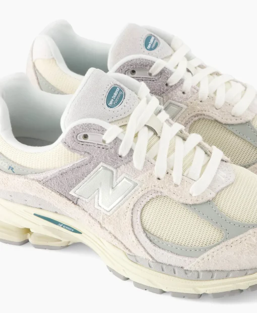 New Balance Sneaker 2002 Off White