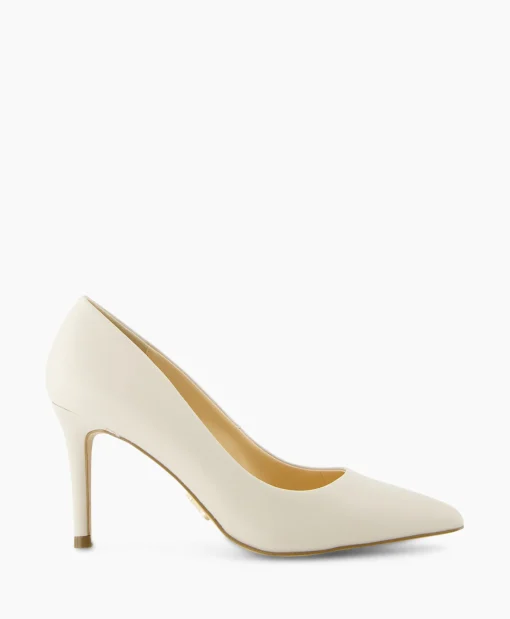 Steve Madden Pump Ladybug Ecru