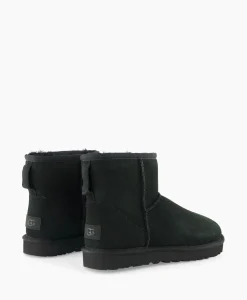 Ugg Enkellaars Classic Mini Ii Zwart