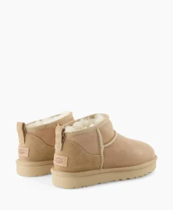 Ugg Enkellaars Winterboot Classic Ultra Mini Zand