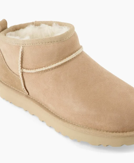 Ugg Enkellaars Winterboot Classic Ultra Mini Zand